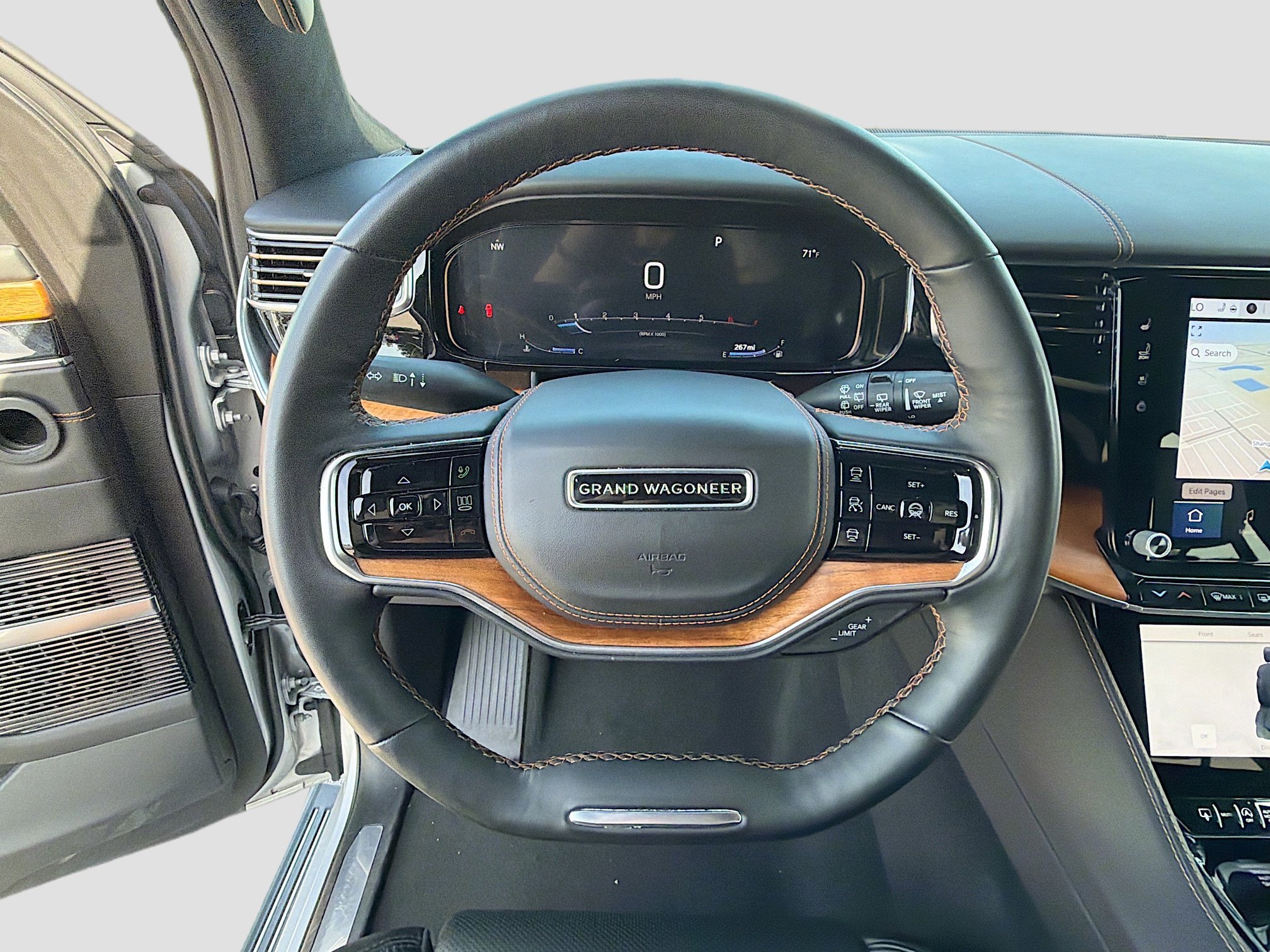 Used 2024 Jeep Grand Wagoneer L Series III image 41