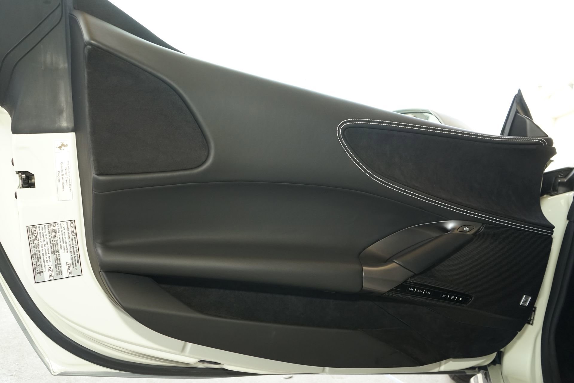 Used 2022 Ferrari SF90 Stradale image 23