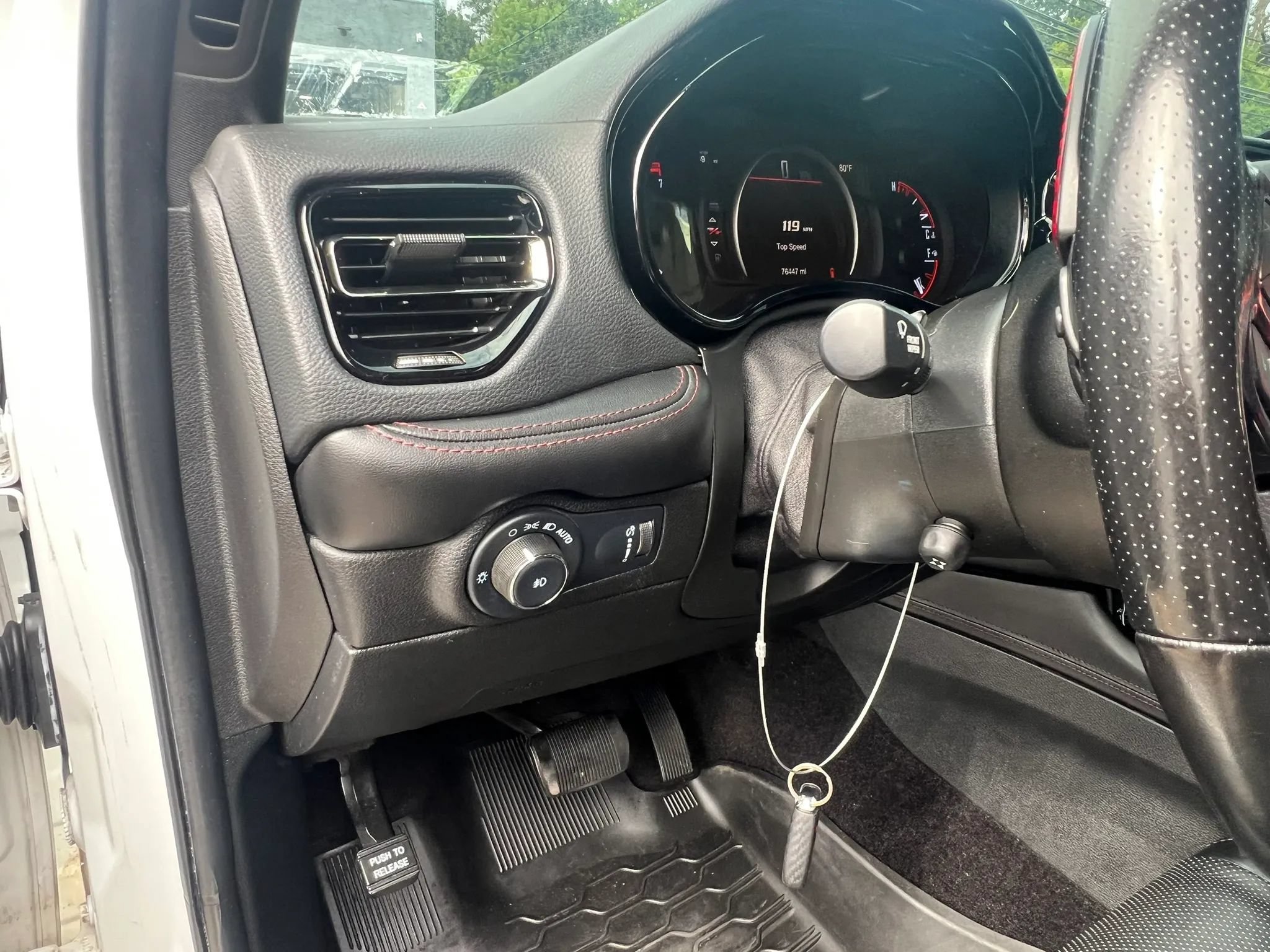 Used 2022 Dodge Durango R/T w/ Blacktop Package AWD/4WD image 14