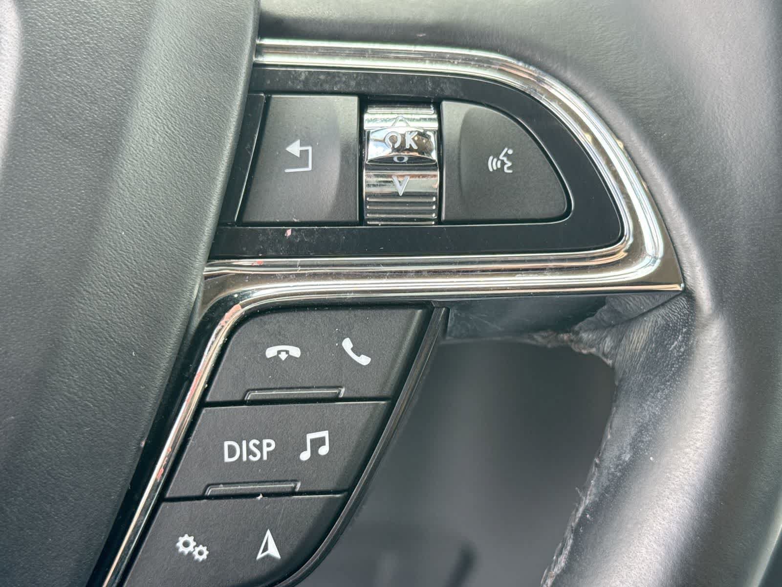 Used 2023 Lincoln Nautilus Reserve AWD/4WD image 24