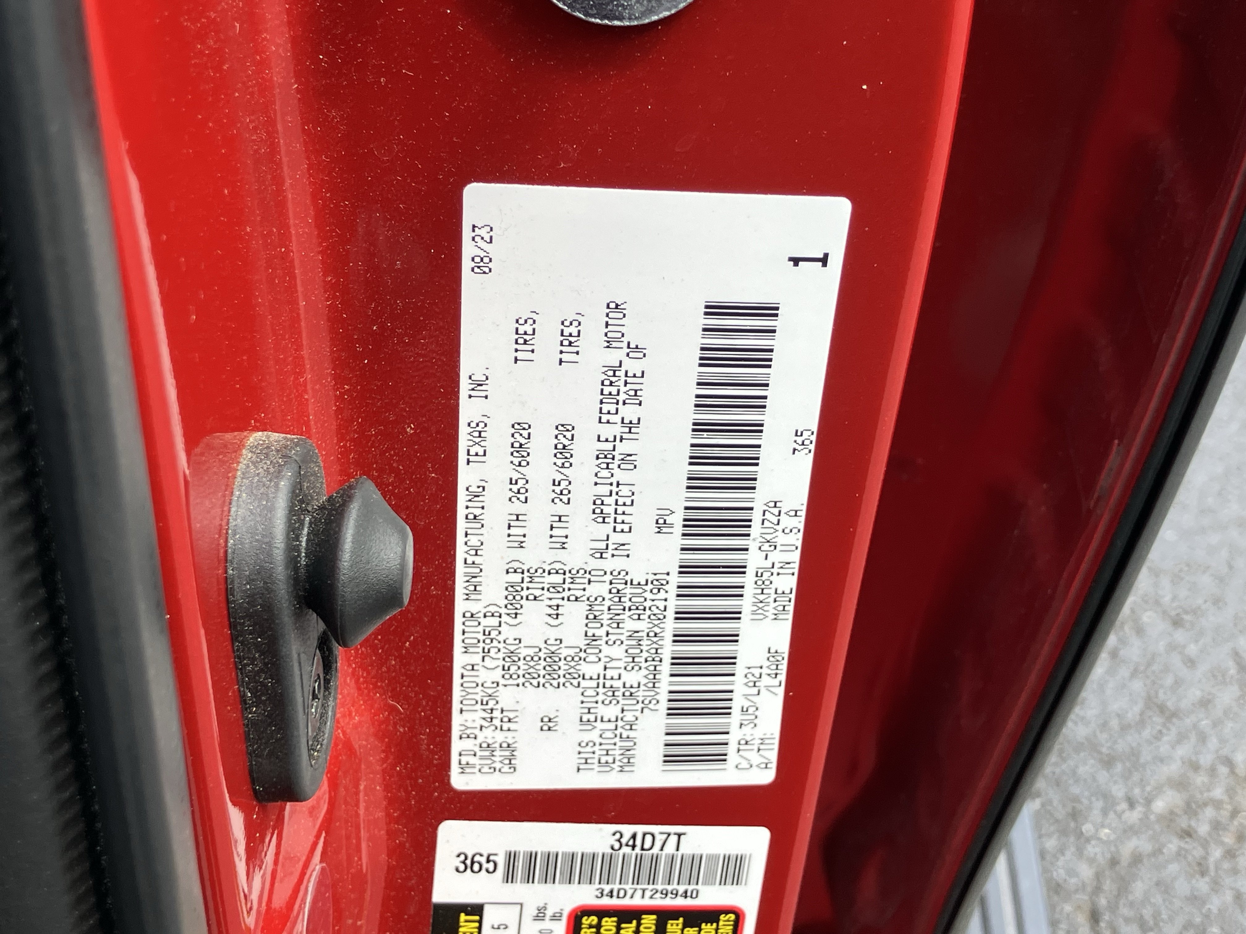 Used 2024 Toyota Sequoia Platinum AWD/4WD image 30