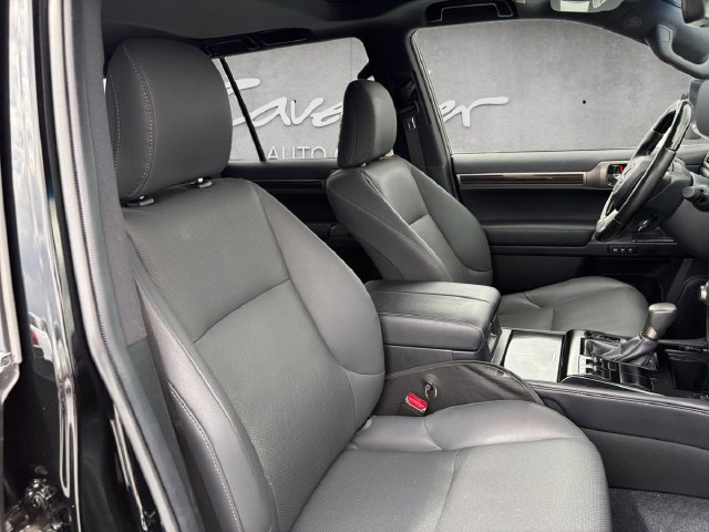 Used 2021 Lexus GX 460 Premium w/ Premium Package AWD/4WD image 24