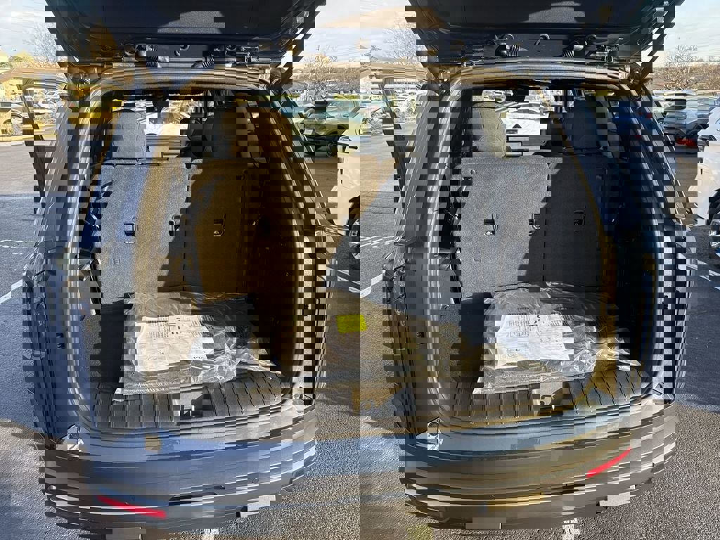 New 2027 Kia Telluride S image 47