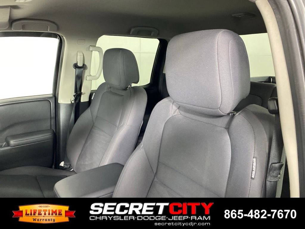 Used 2022 Nissan Frontier S w/ Technology Package AWD/4WD image 10