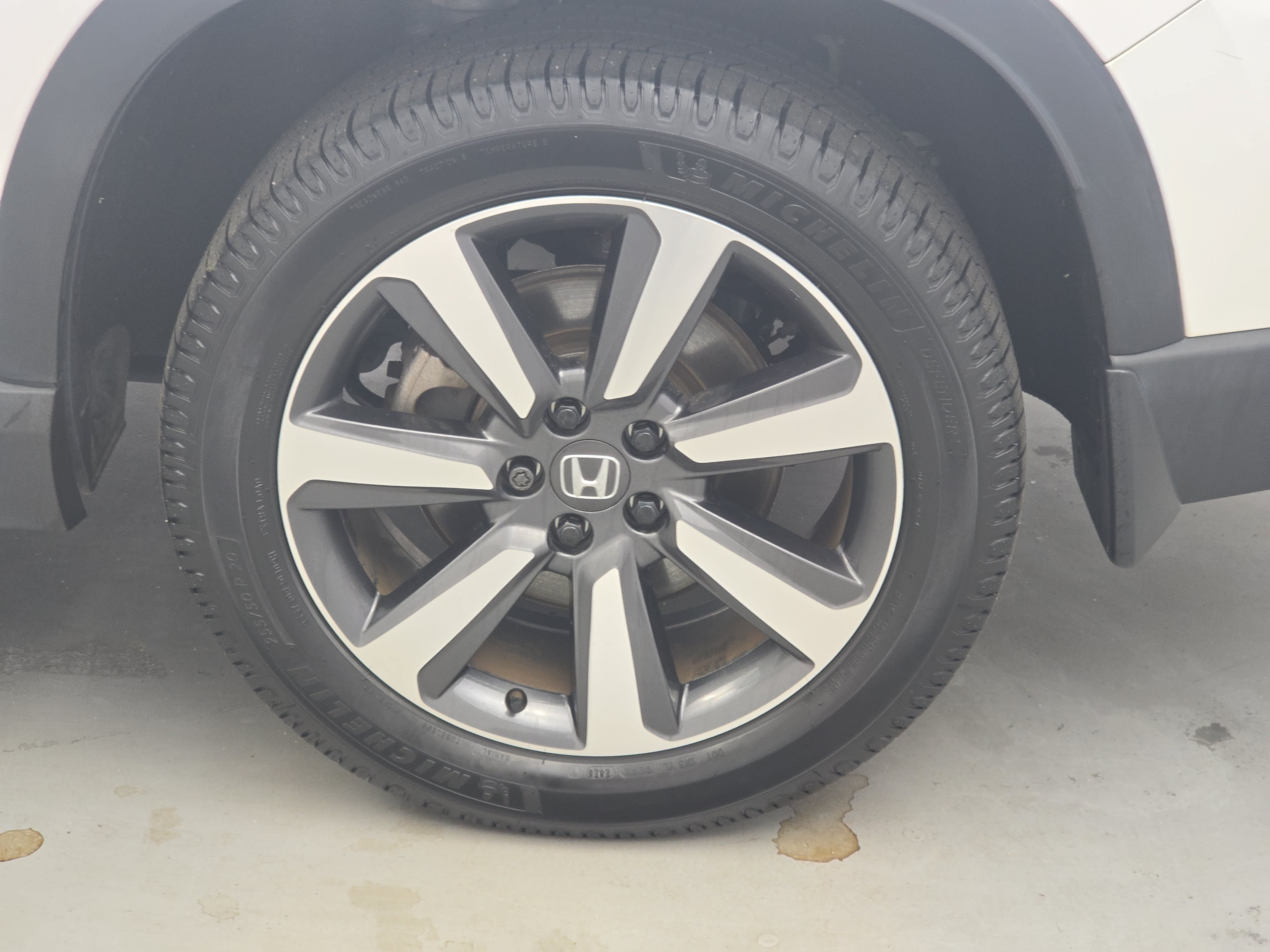 Certified 2024 Honda Pilot Touring image 35