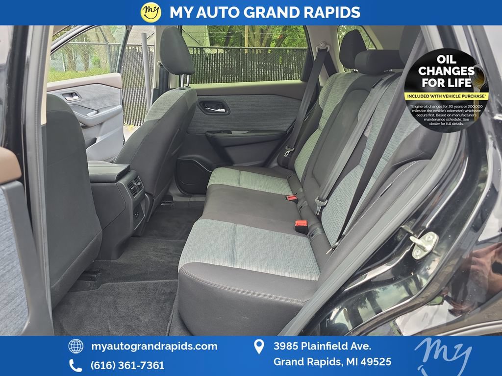 Used 2023 Nissan Rogue SV AWD/4WD image 26