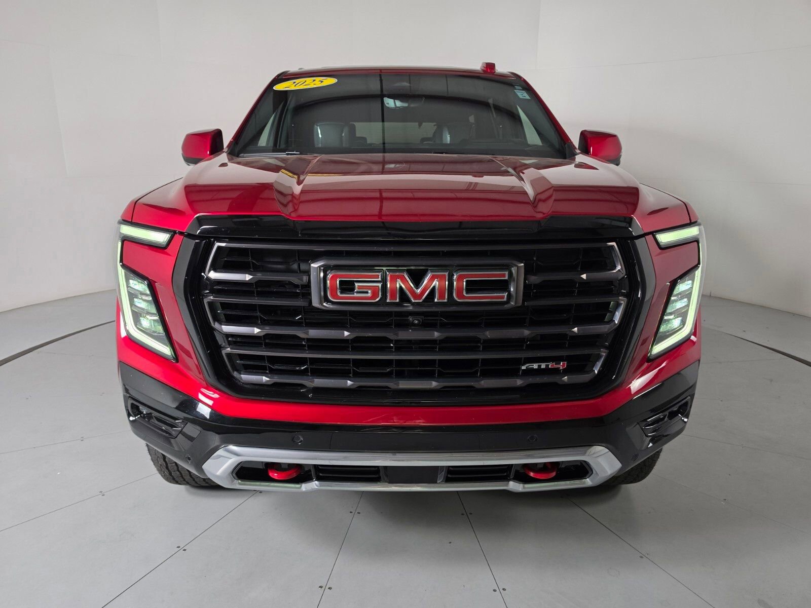 Used 2025 GMC Yukon AT4 Ultimate image 8