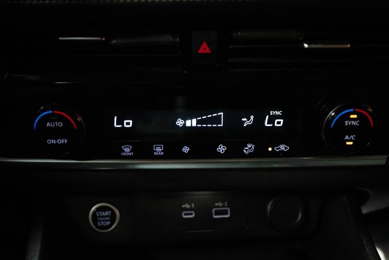 Used 2022 Nissan Rogue SV FWD image 21