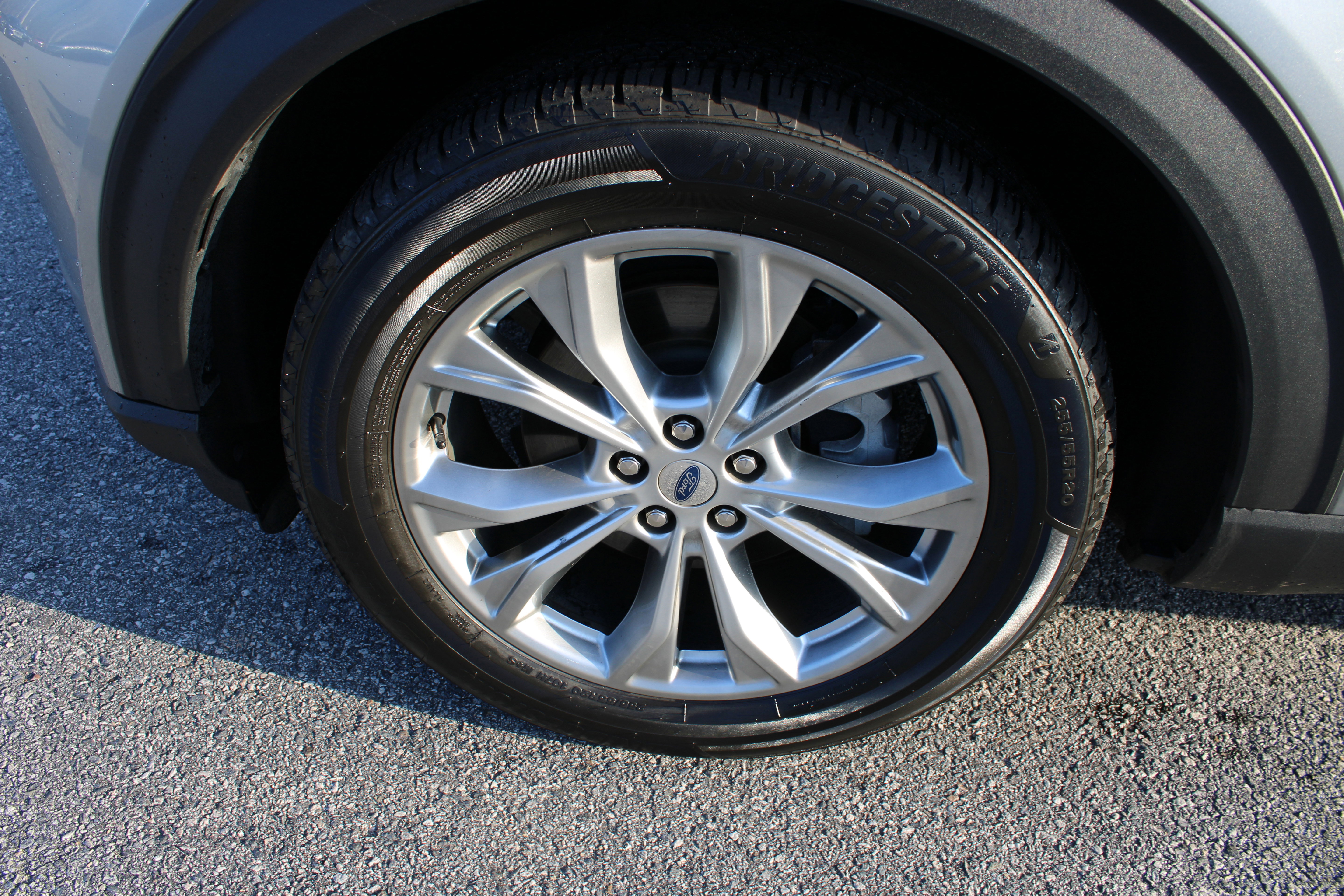 Used 2021 Ford Explorer Limited w/ Equipment Group 301A image 12