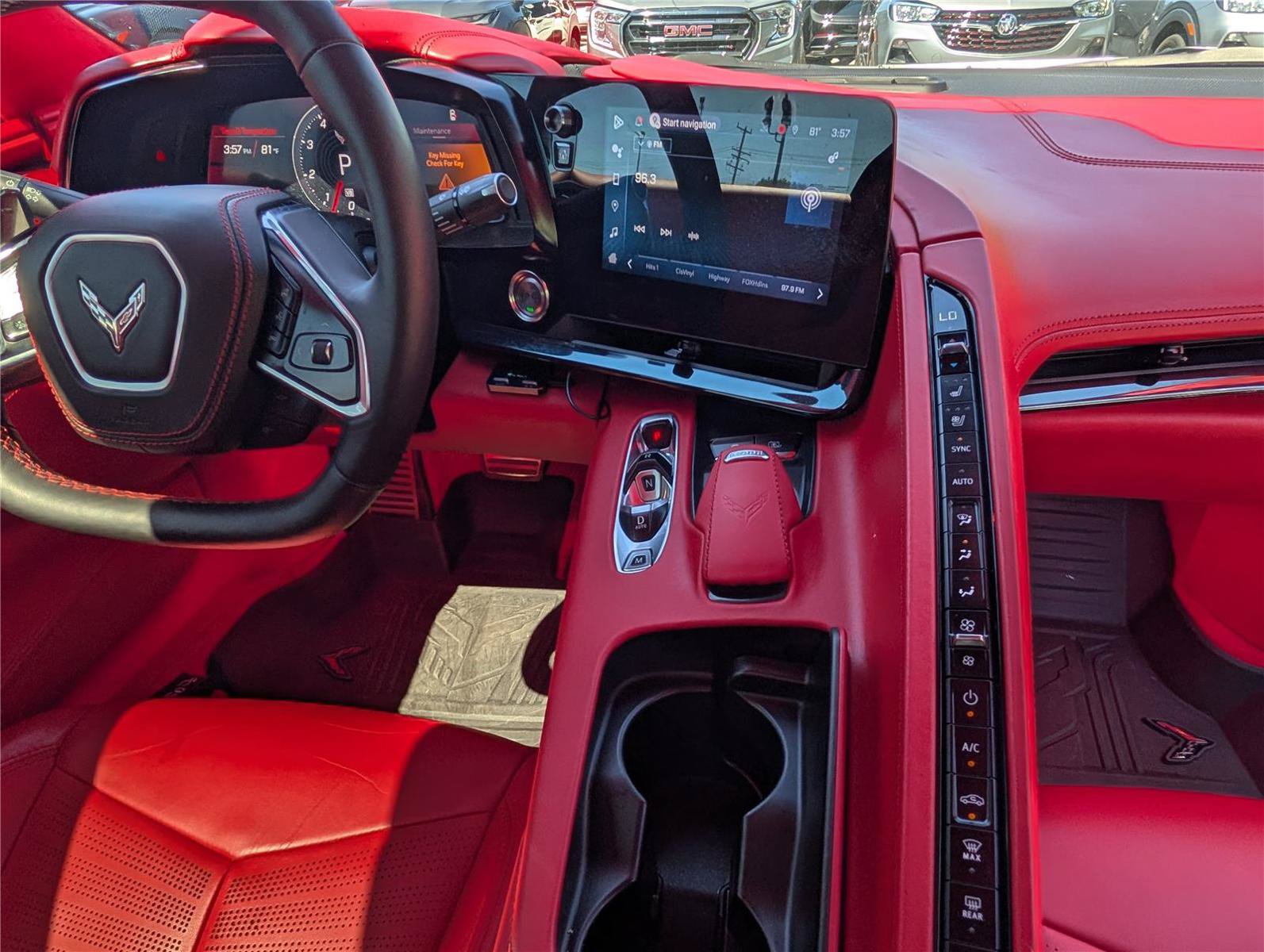 Used 2024 Chevrolet Corvette Stingray Premium Conv w/ Z51 Performance Package RWD image 14