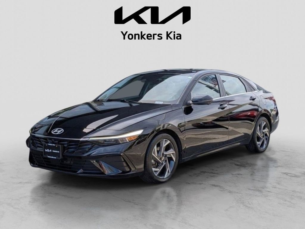 Used 2024 Hyundai Elantra Limited