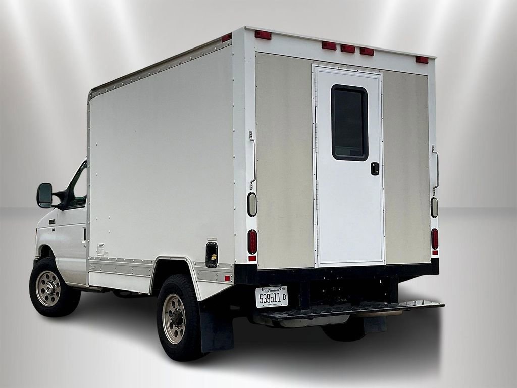 Used 2016 Ford E-350 and Econoline 350 Super Duty RWD image 4