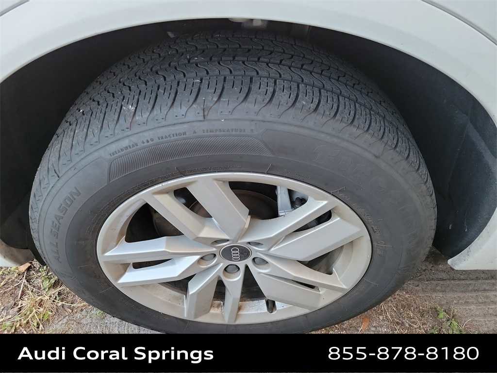 Used 2022 Audi Q5 2.0T Premium w/ Convenience Package image 31