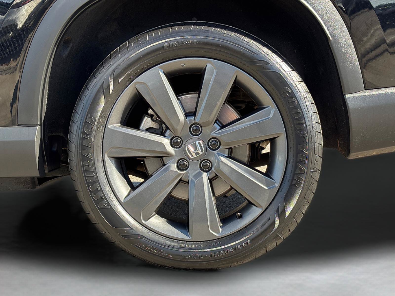 Certified 2023 Honda Pilot Sport image 11
