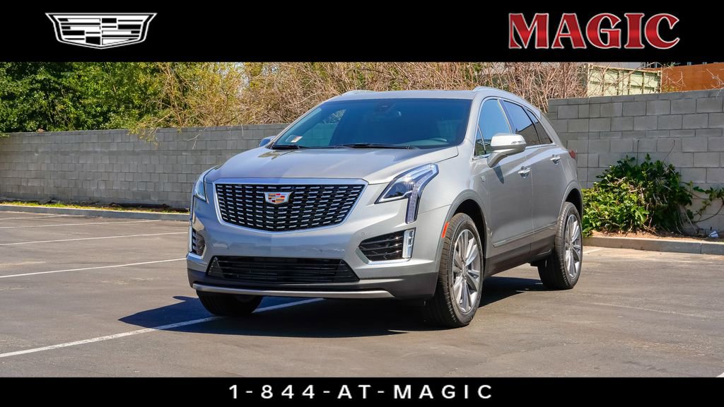 New 2025 Cadillac XT5 Premium Luxury