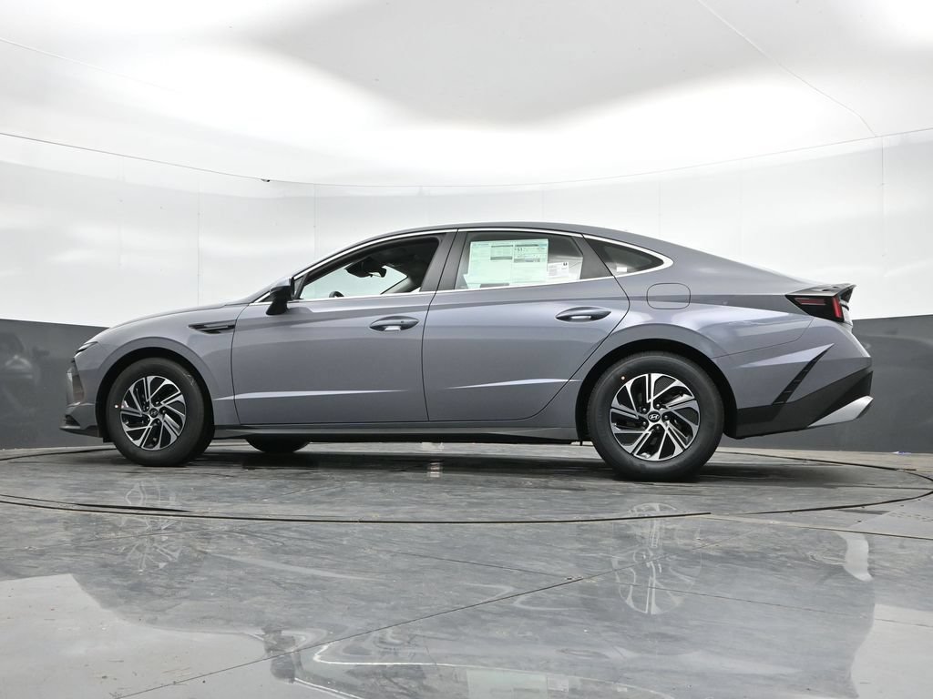 New 2026 Hyundai Sonata Blue FWD image 28