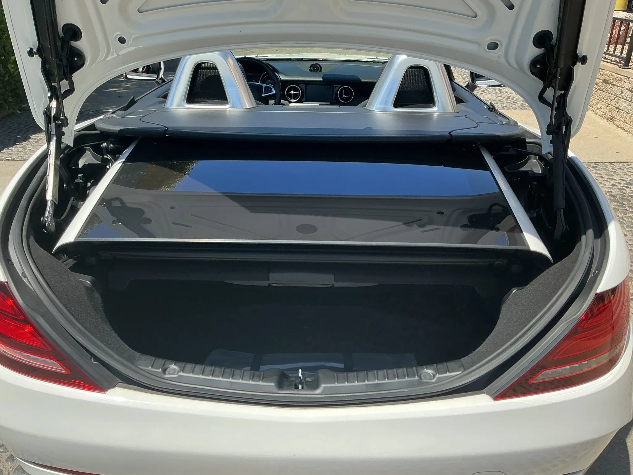Used 2017 Mercedes-Benz SLC 43 AMG image 19