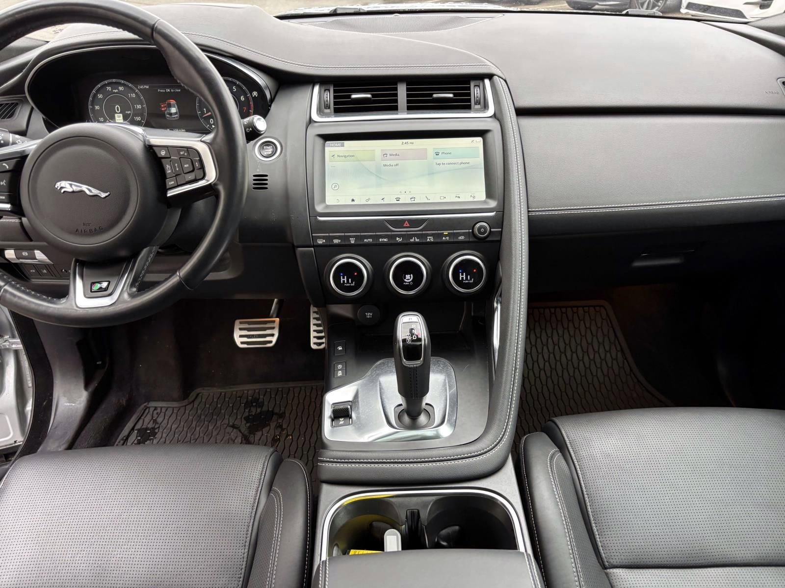 Used 2019 Jaguar E-PACE R-Dynamic HSE image 25