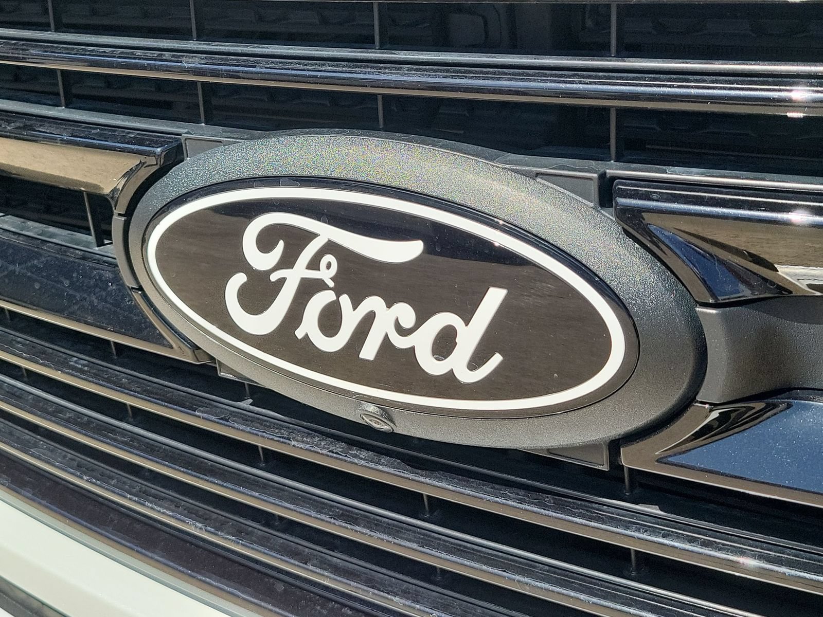 Used 2024 Ford F150 Platinum w/ Equipment Group 702A High AWD/4WD image 32