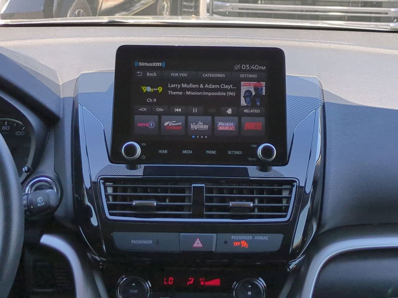 Used 2024 Mitsubishi Eclipse Cross LE AWD/4WD image 17