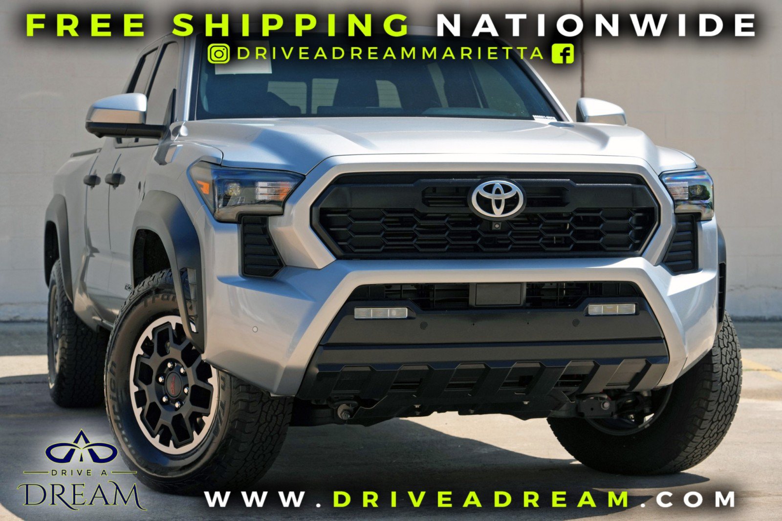 Used 2024 Toyota Tacoma TRD Off-Road w/ TRD Off Road Premium Package AWD/4WD image 2