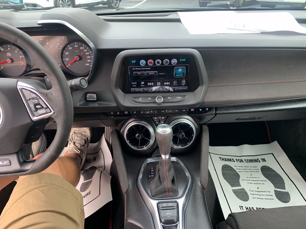 Used 2018 Chevrolet Camaro ZL1 RWD image 17