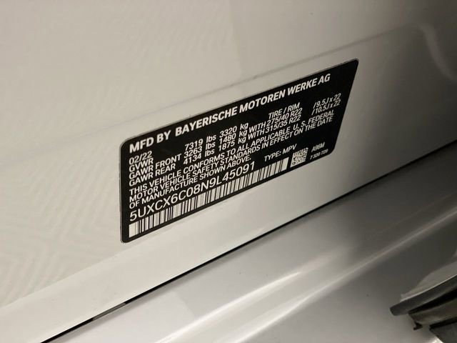 Used 2022 BMW X7 M50i w/ Dynamic Handling Package image 41