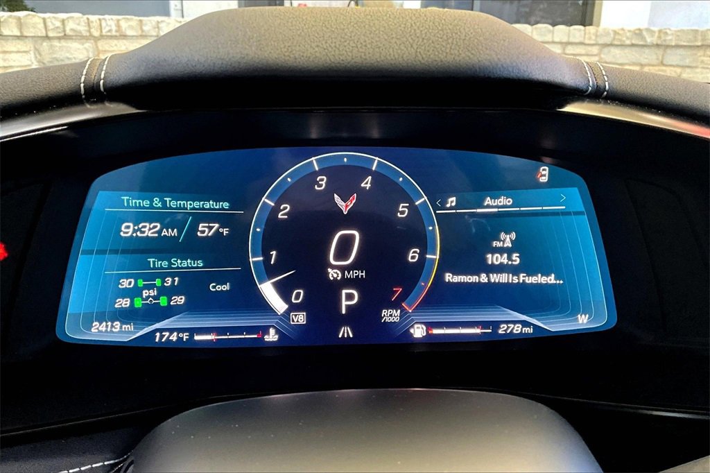 Used 2025 Chevrolet Corvette Stingray Preferred Conv w/ 2LT video 2