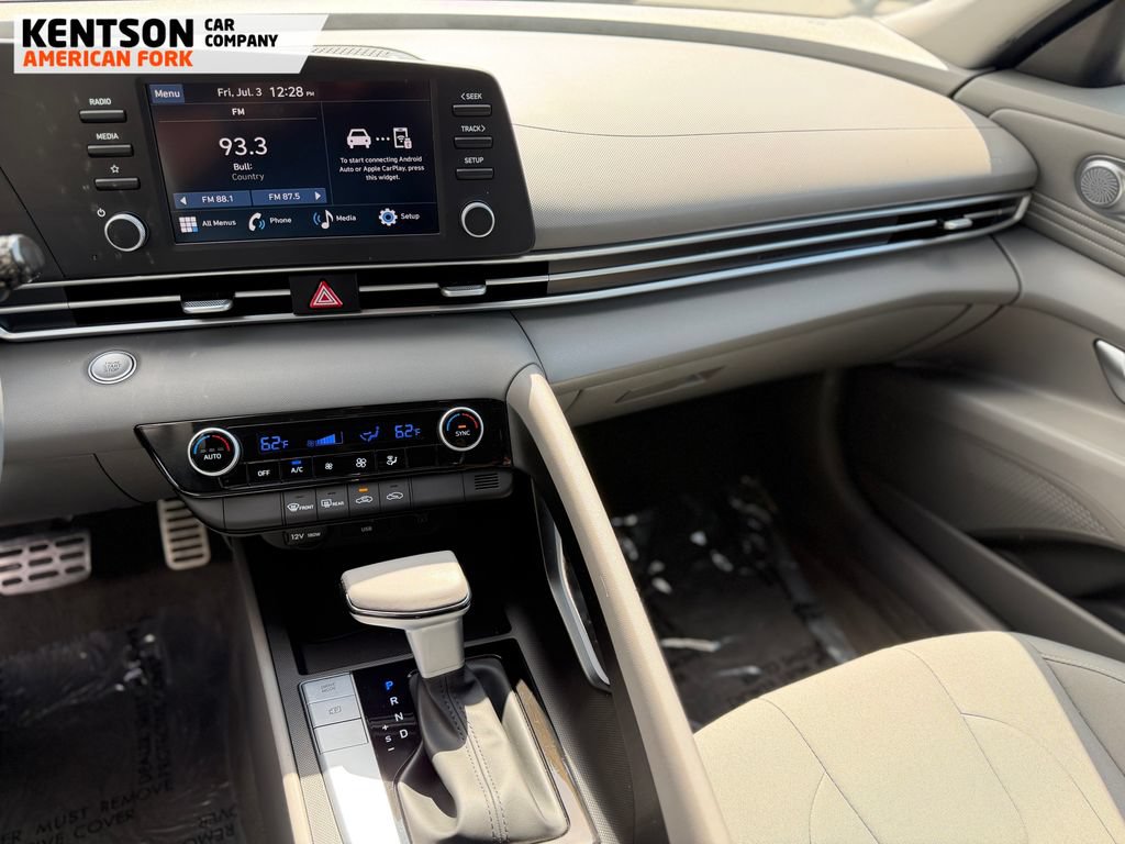 Used 2026 Hyundai Elantra Sport FWD image 19