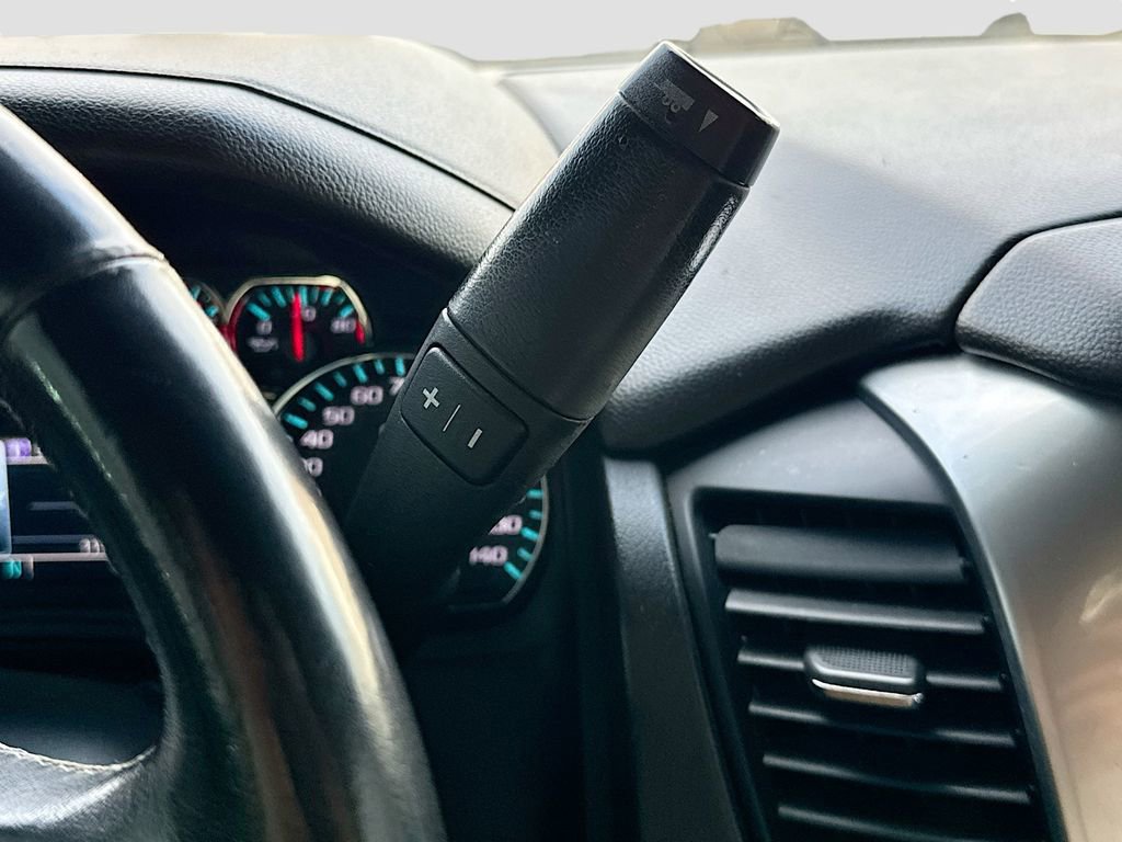 Used 2020 Chevrolet Tahoe LT w/ Luxury Package image 17