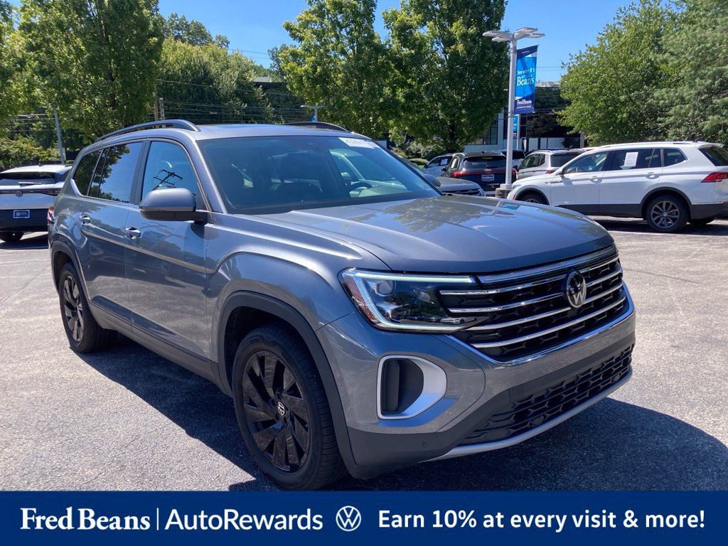 Certified 2024 Volkswagen Atlas SE AWD/4WD image 1