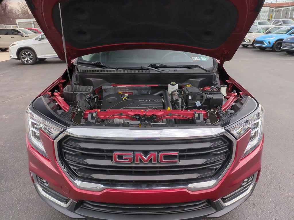 Certified 2022 GMC Terrain SLE w/ Driver Convenience Package image 17