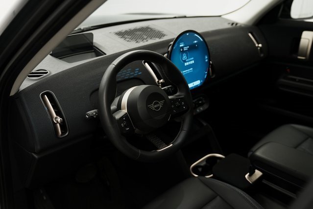 Used 2025 MINI Cooper Countryman S image 11