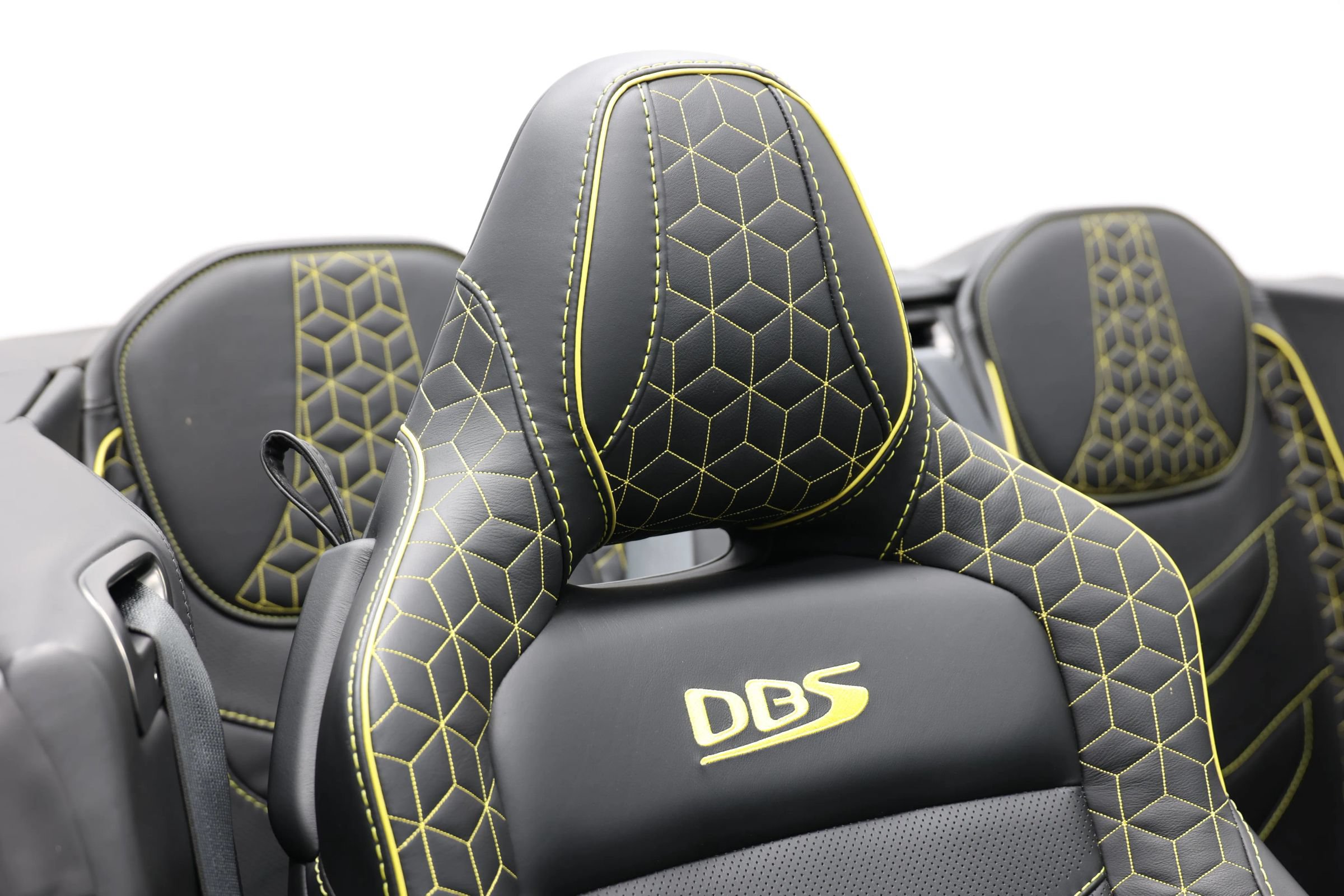 Used 2021 Aston Martin DBS Superleggera Volante RWD image 95