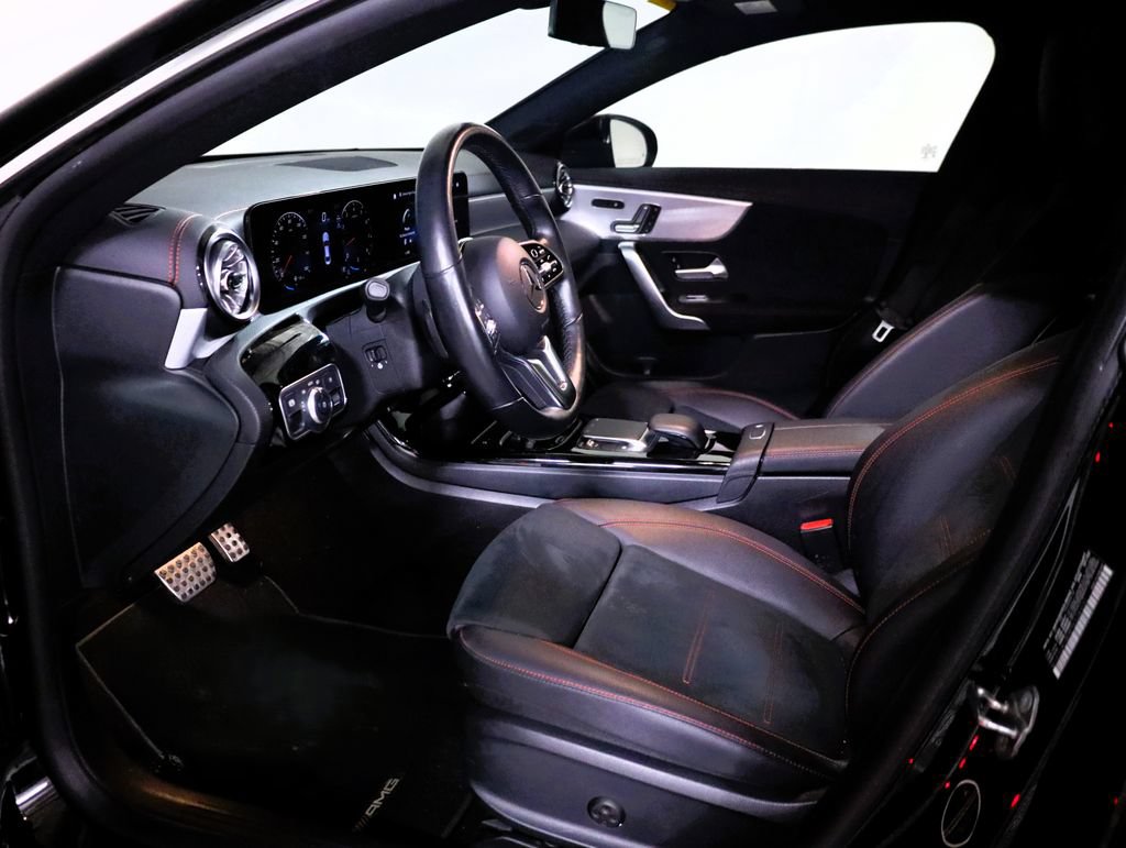 Used 2023 Mercedes-Benz CLA 250 4MATIC image 22