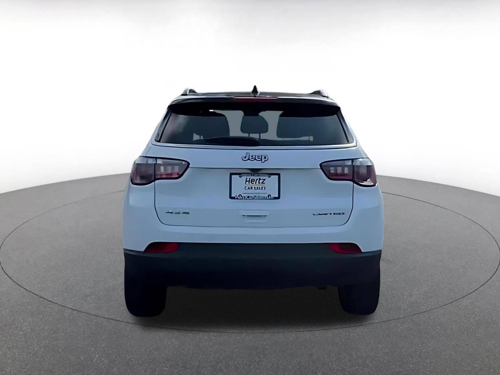 Used 2025 Jeep Compass Limited AWD/4WD image 12