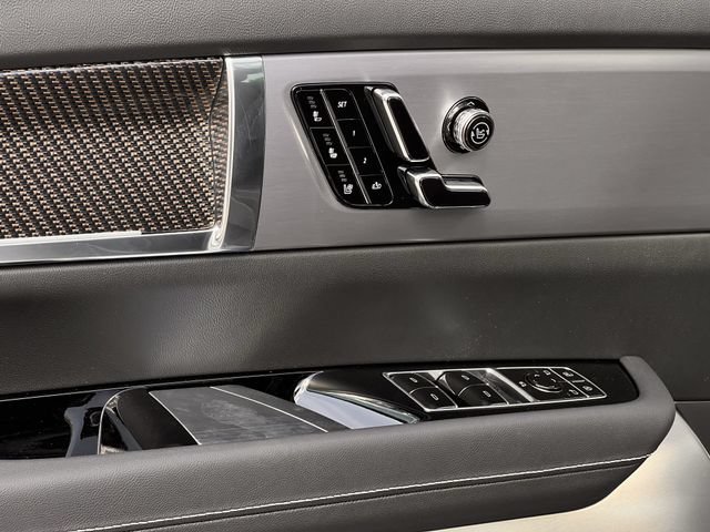 New 2027 Cadillac Vistiq Luxury AWD/4WD image 19