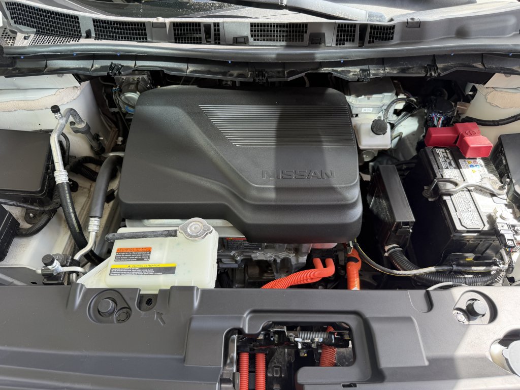 Used 2025 Nissan Leaf S FWD image 40