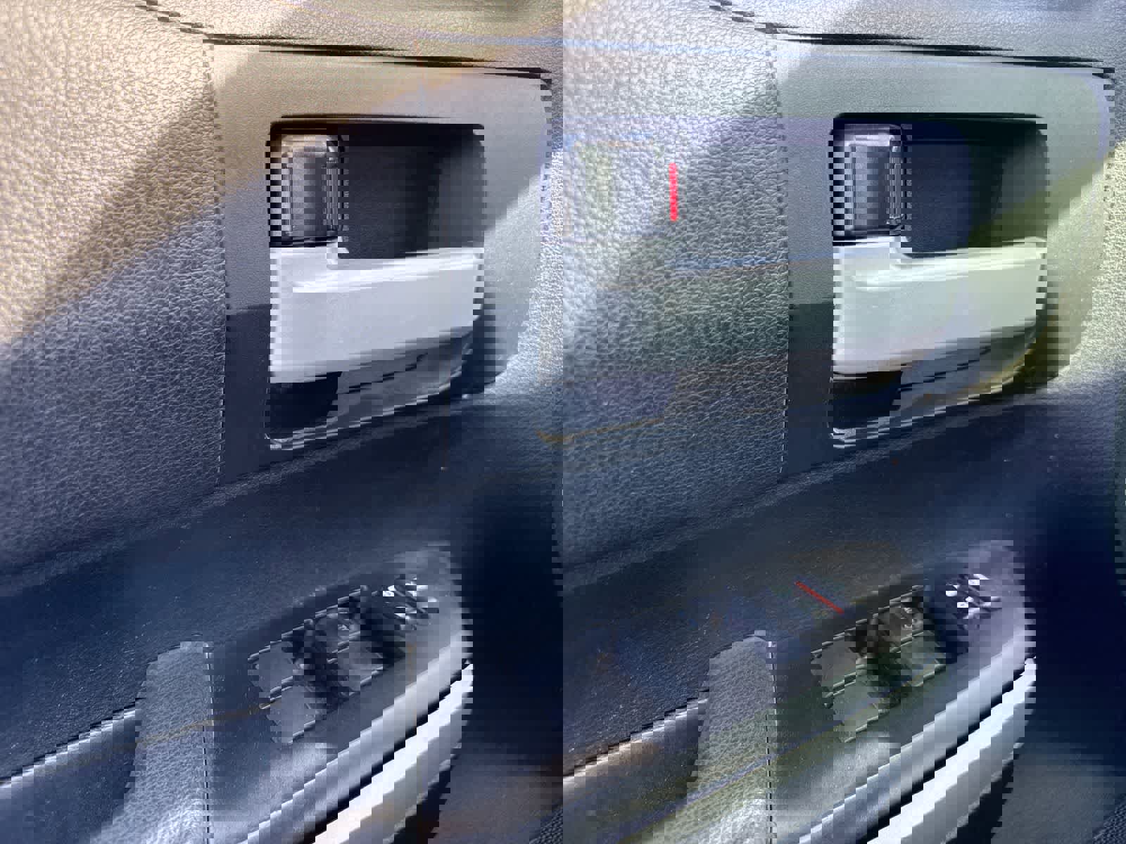 Used 2016 Toyota Tundra SR5 w/ TRD Off Road Package image 19