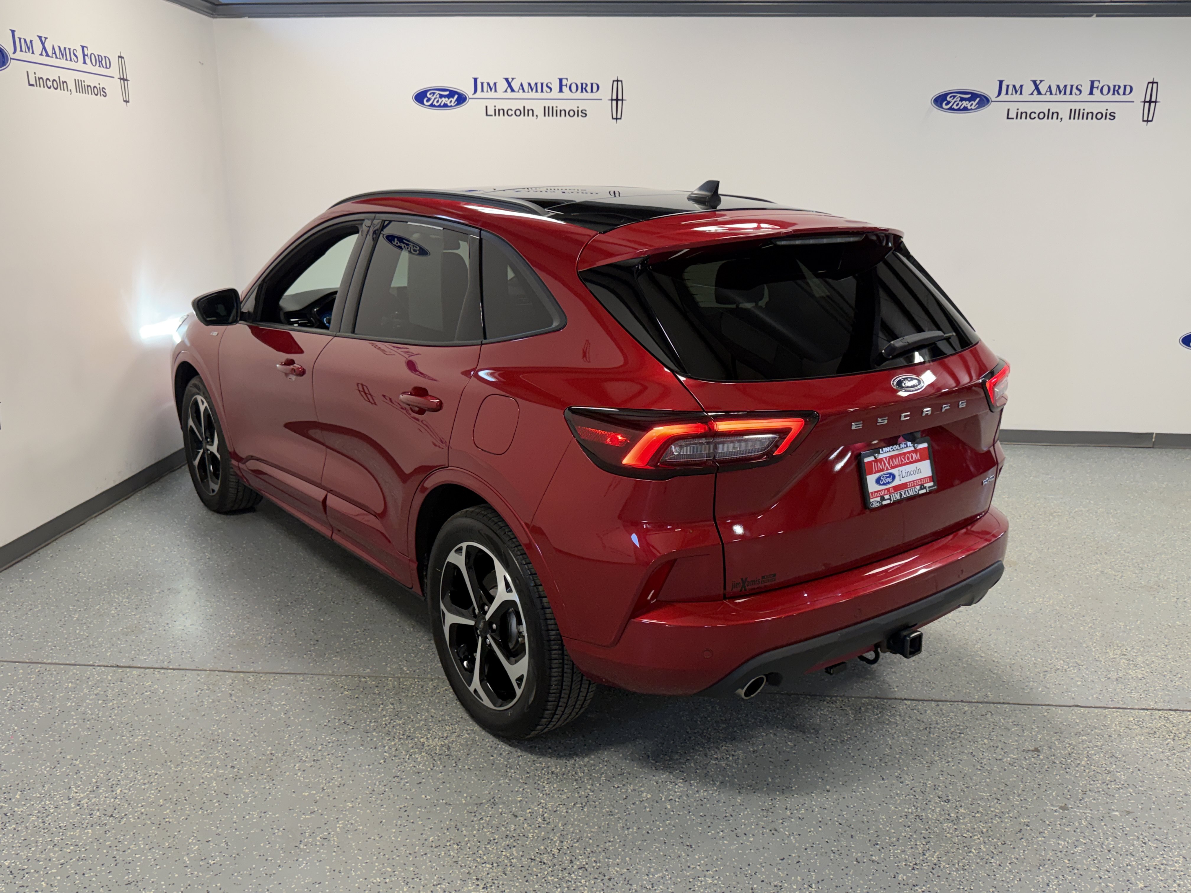 Used 2024 Ford Escape ST-Line Select w/ Tech Pack #2 AWD/4WD image 33