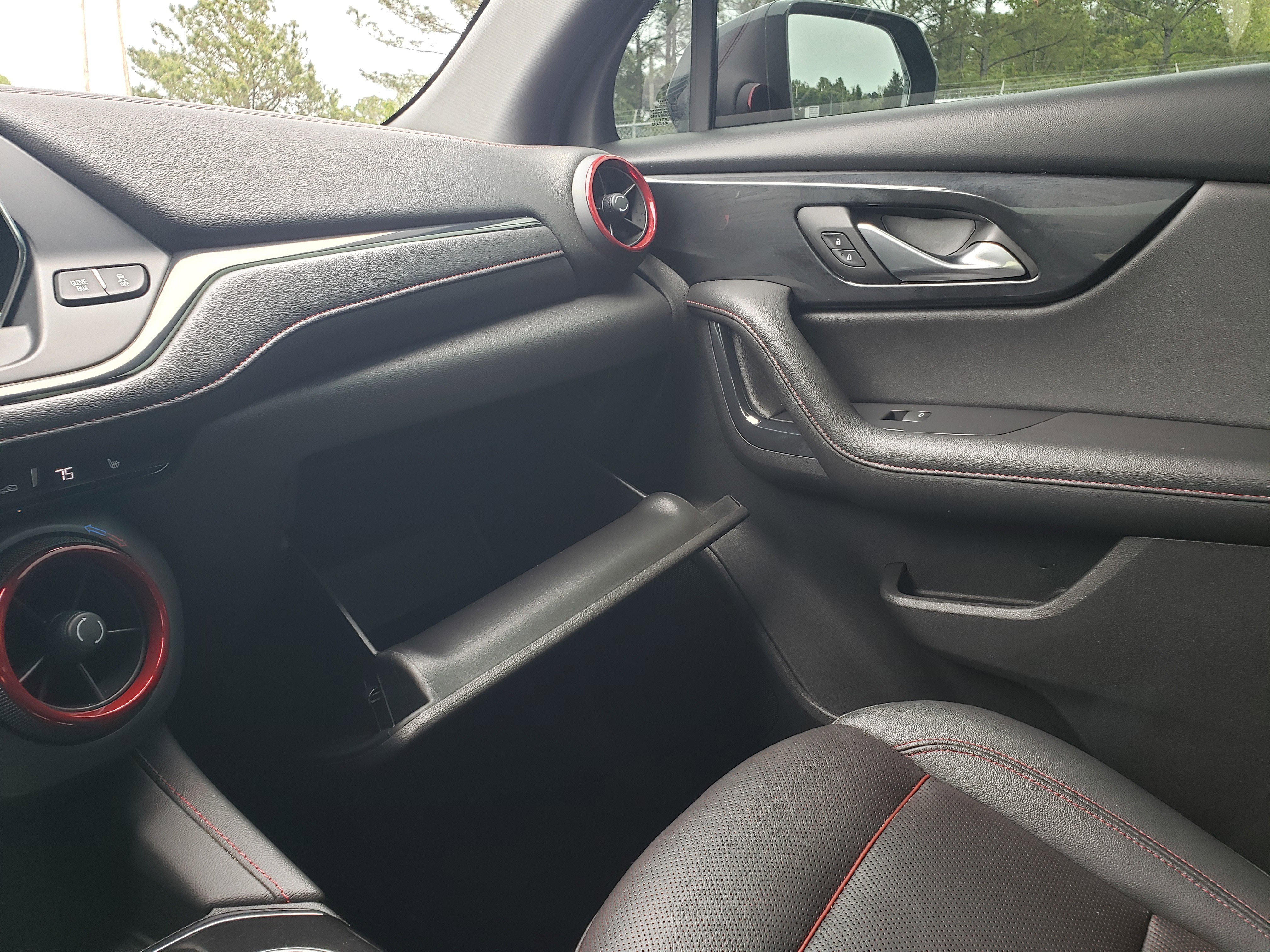 Used 2022 Chevrolet Blazer RS image 25