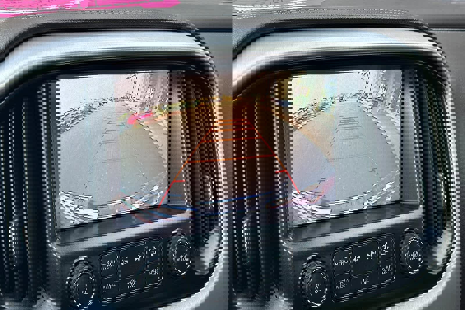 Used 2017 GMC Canyon SLE image 20