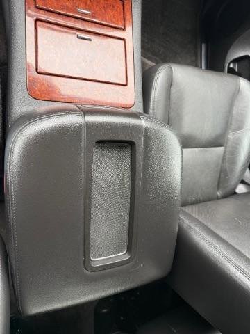 Used 2012 Chevrolet Avalanche LTZ AWD/4WD image 35