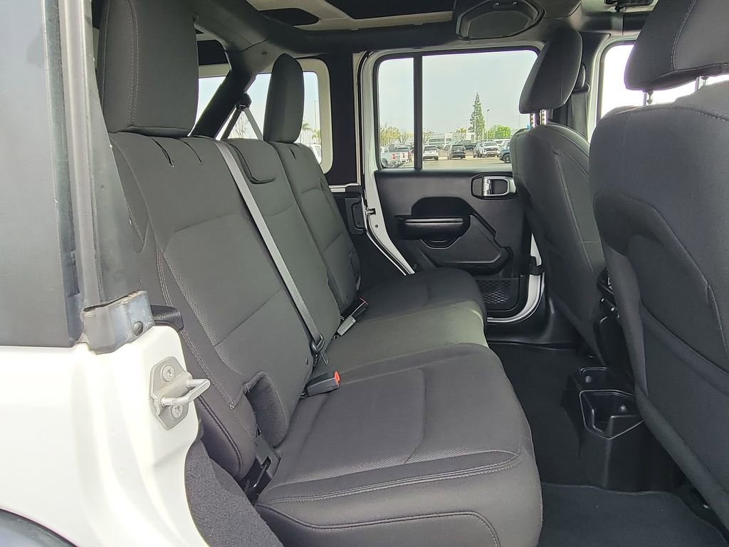 Used 2018 Jeep Wrangler Unlimited Sport S image 26