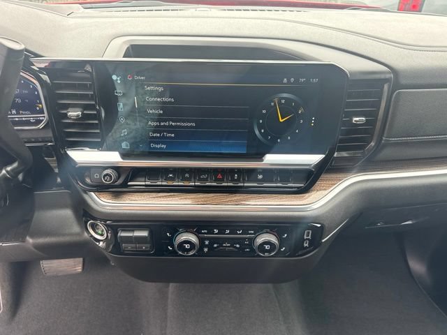 Used 2022 Chevrolet Silverado 1500 LT AWD/4WD image 10