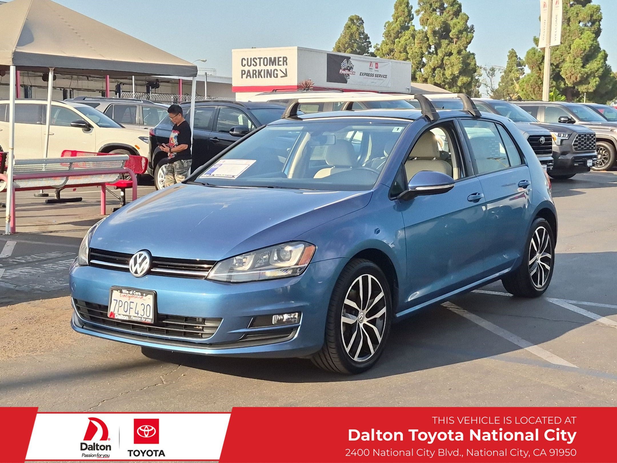 Used 2016 Volkswagen Golf SE w/ Lighting Package