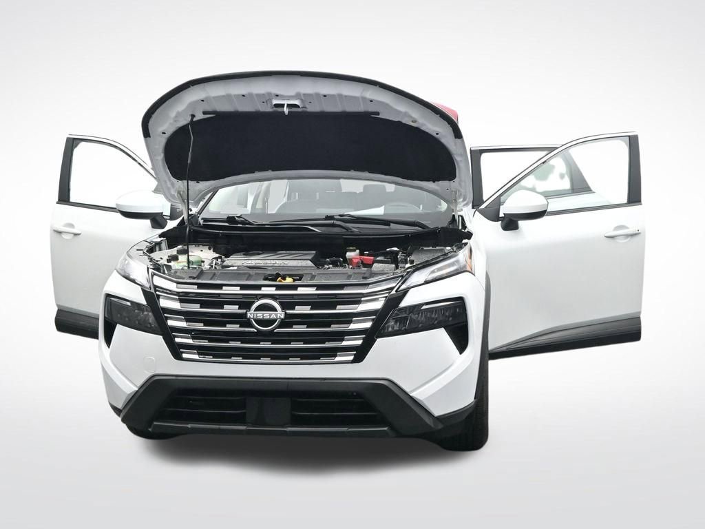 Used 2026 Nissan Rogue SV AWD/4WD image 40