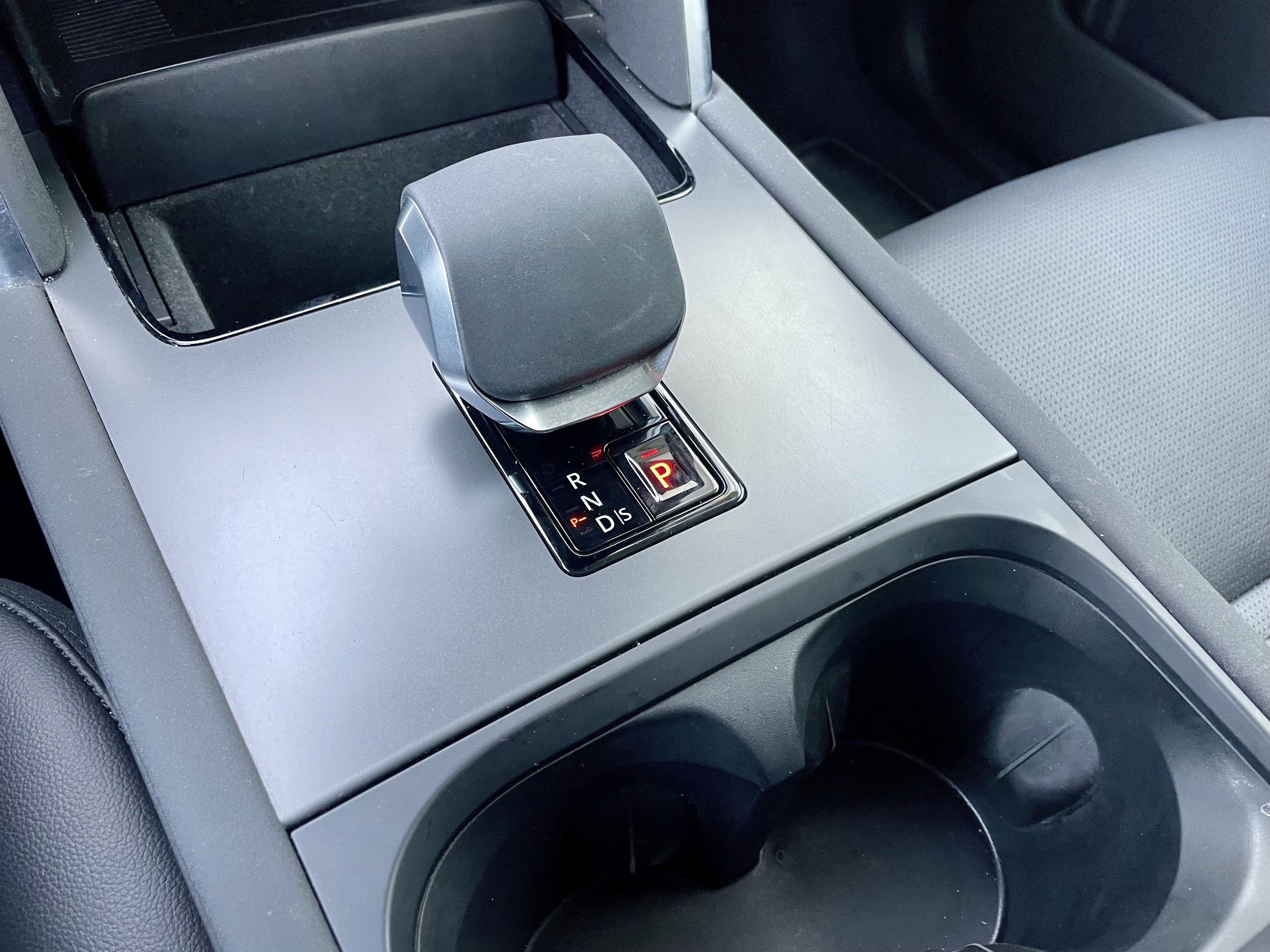 Certified 2024 Land Rover Discovery Sport S image 20