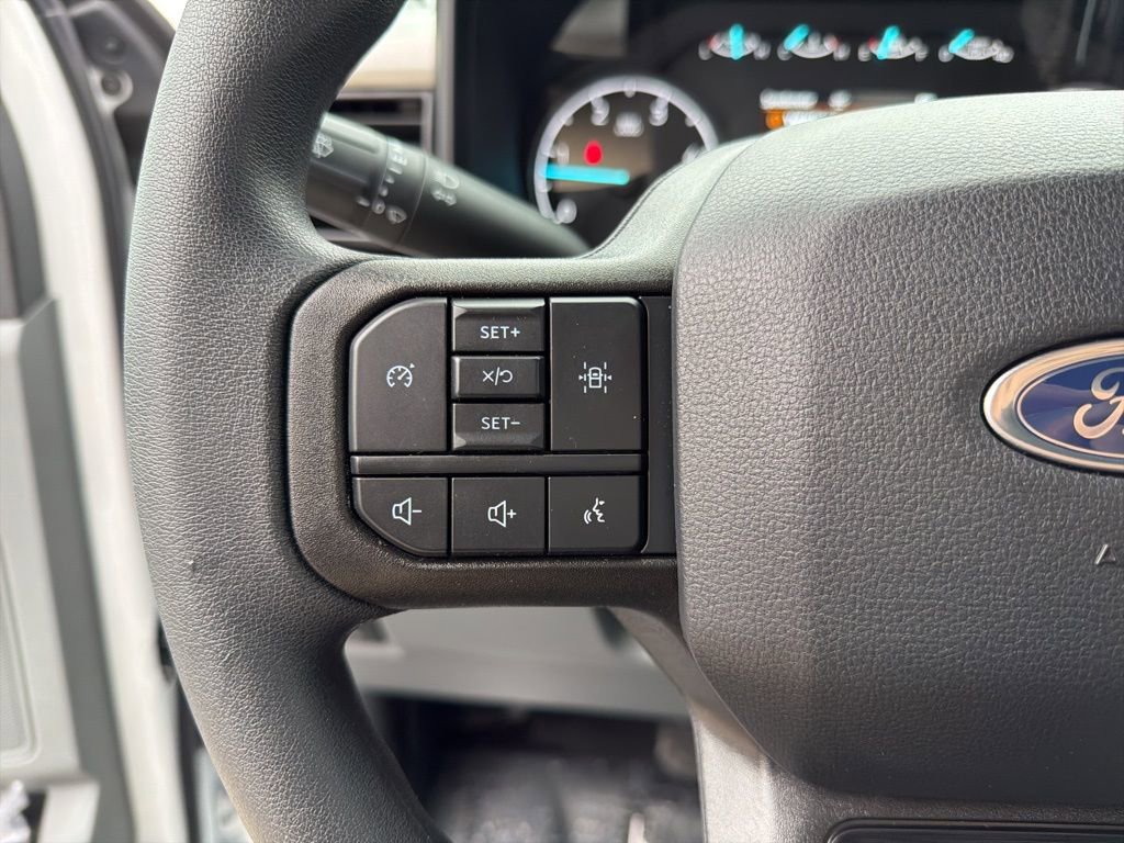 New 2026 Ford F350 XL w/ XL Chrome Package image 18