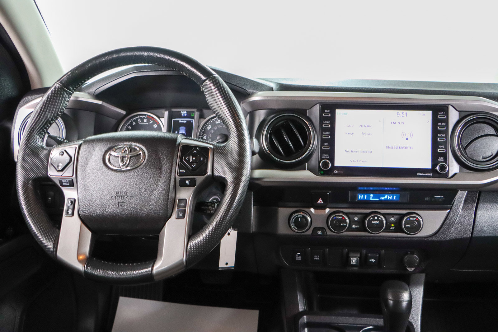 Used 2022 Toyota Tacoma SR5 image 18